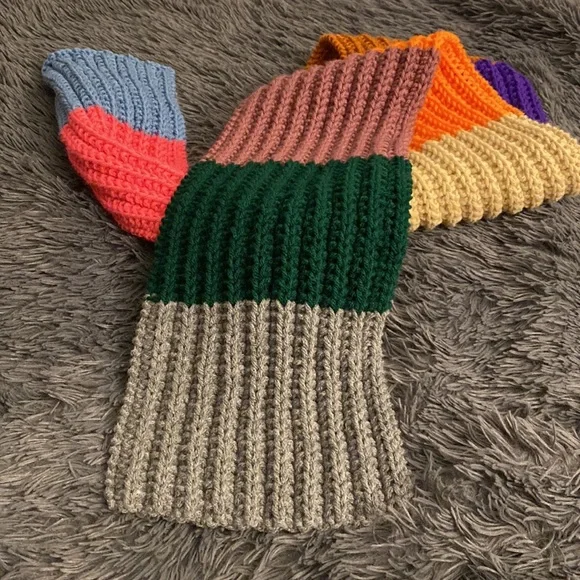 Knit scarf - Picture 2 of 5